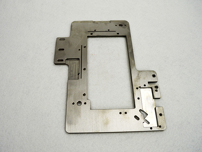 金(jīn)屬制品(pin)